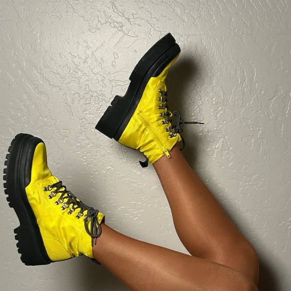 Steve Madden Shoes - Steve Madden Timbor Ankle Boots